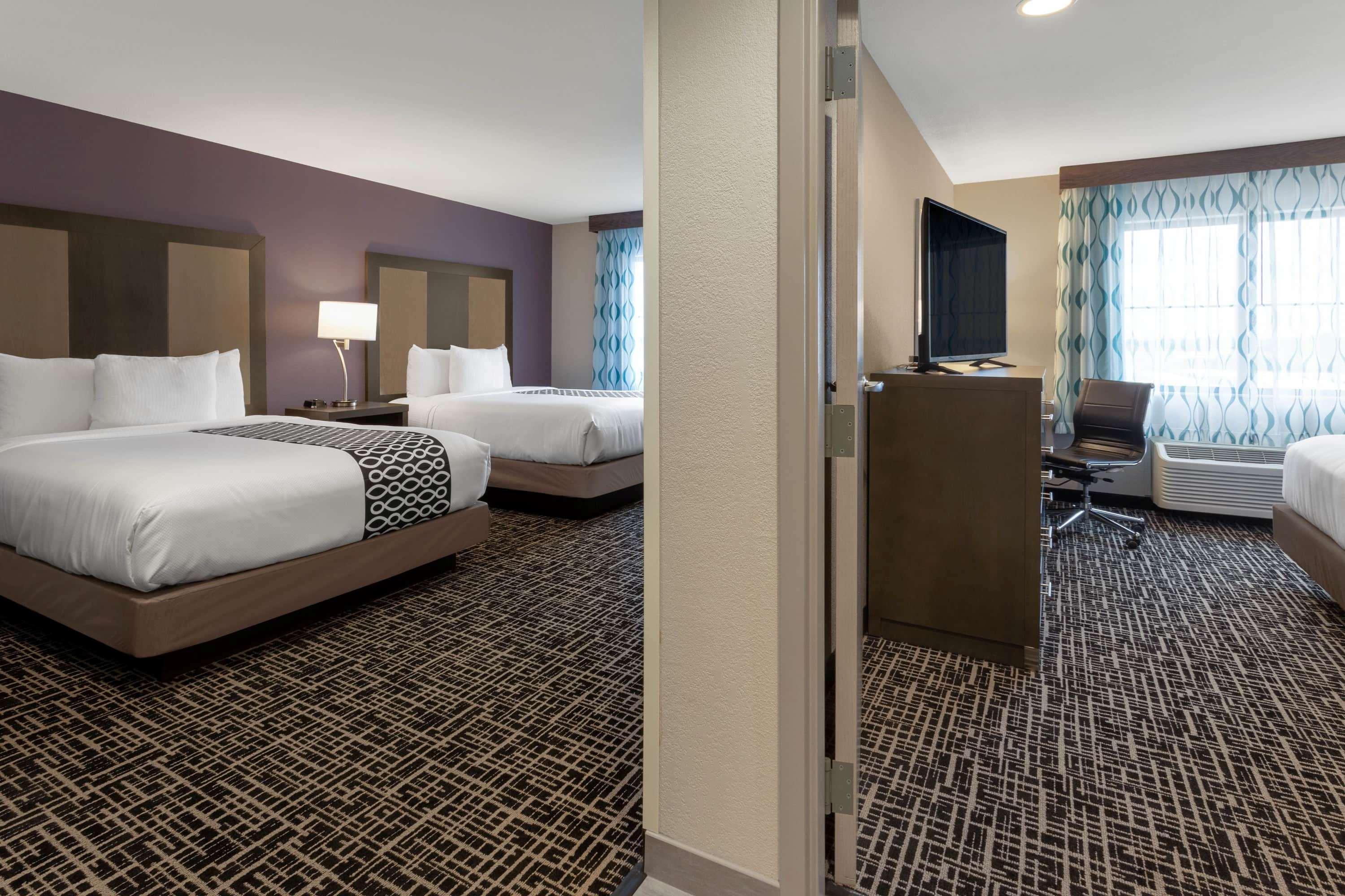 La Quinta By Wyndham Wichita Airport Hotell Eksteriør bilde