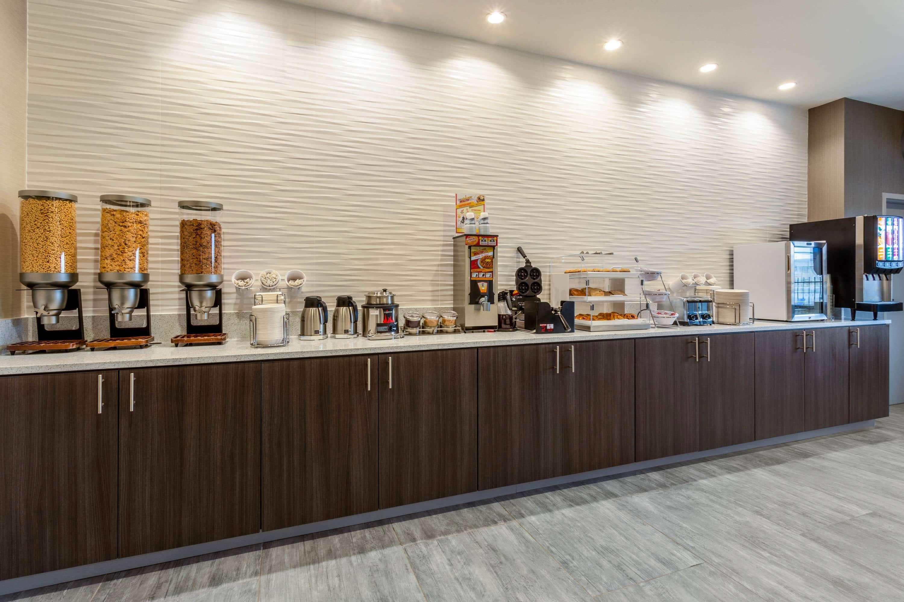 La Quinta By Wyndham Wichita Airport Hotell Eksteriør bilde