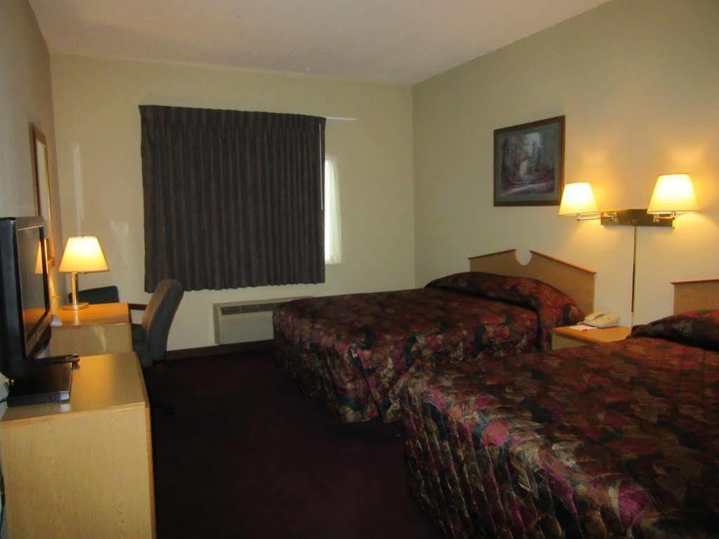 La Quinta By Wyndham Wichita Airport Hotell Eksteriør bilde